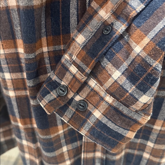 Flannel Plaid Button-Up Shirt - Picture 3 of 4
